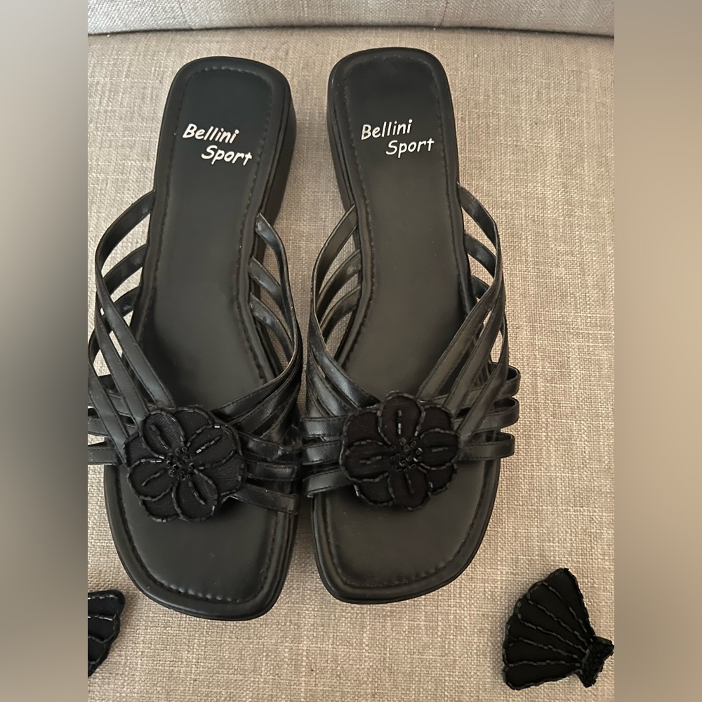 Bellini Sport black slip on sandal w/Velcro rose
Ladies 10 Extra fan clip inc